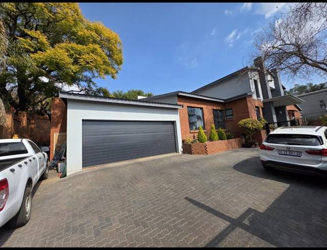 6 BEDROOM HOUSE FOR SALE IN MONTANA PARK